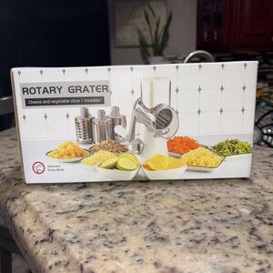 Rotary Grater Cheese and Vegetable Slicer - Silver